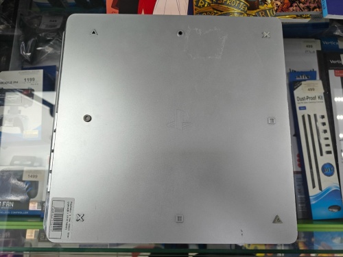 PlayStation 4 Slim 500GB Silver (уценка)[Б.У. ПРИСТАВКИ]